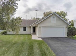 5045 Bridge Ct, Machesney Park, IL