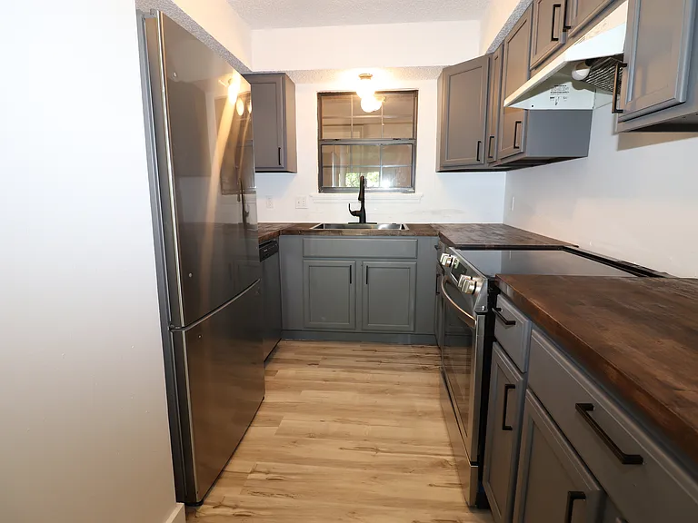 122 Fairway Ave #124 — Photo 12