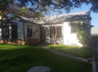360 Sycamore Pl, Sierra Madre, CA 91024