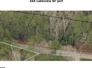 164 Lakeview Dr, Whispering Pines, NC 28327