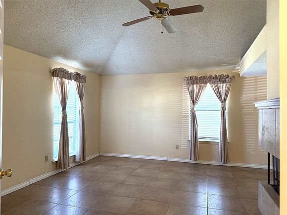 2nd image of 653 Thompson Dr