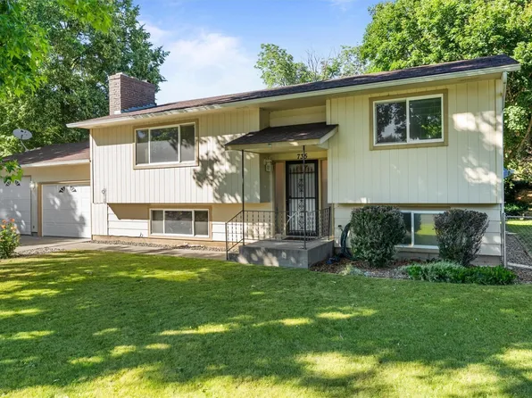 735 S 5th St., Dayton, WA 99328