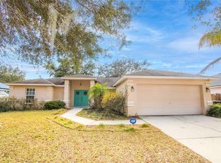 135 Winston Manor Cir, Seffner, FL 33584