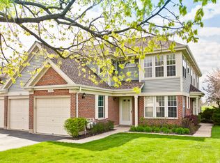 1222 Churchill Ct, Buffalo Grove, IL 60089