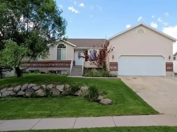4881 W Cave Peak Dr, Herriman, UT 84096