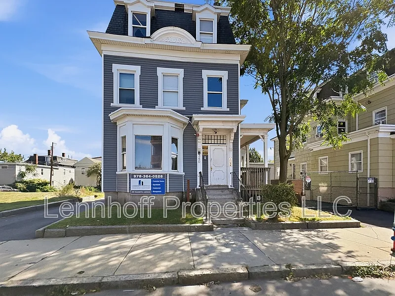 340 Haverhill St #4