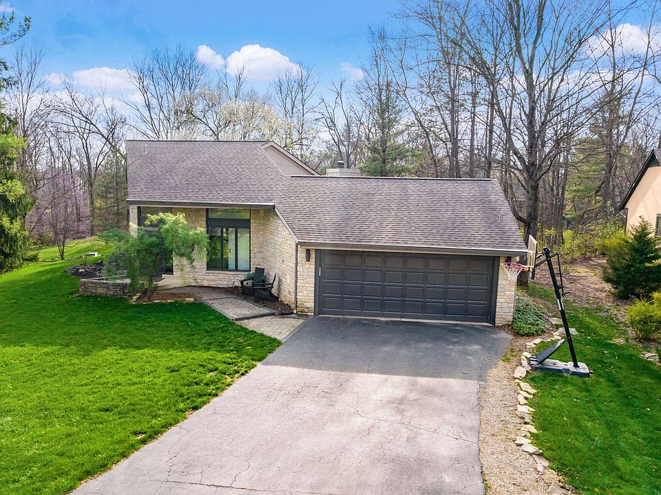 1st image of 83 Forest Ridge Ct