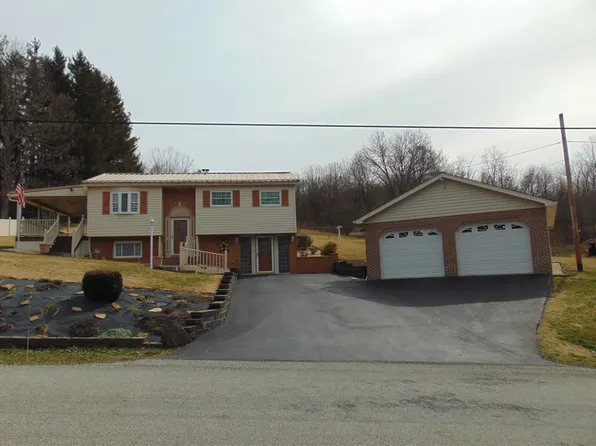 158 Rockwell Rd, Masontown, PA 15461