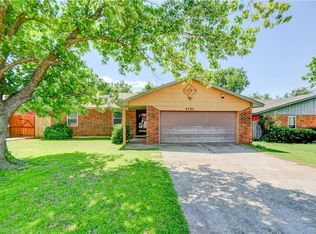 8705 Rambling Rd, Oklahoma City, OK 73132
