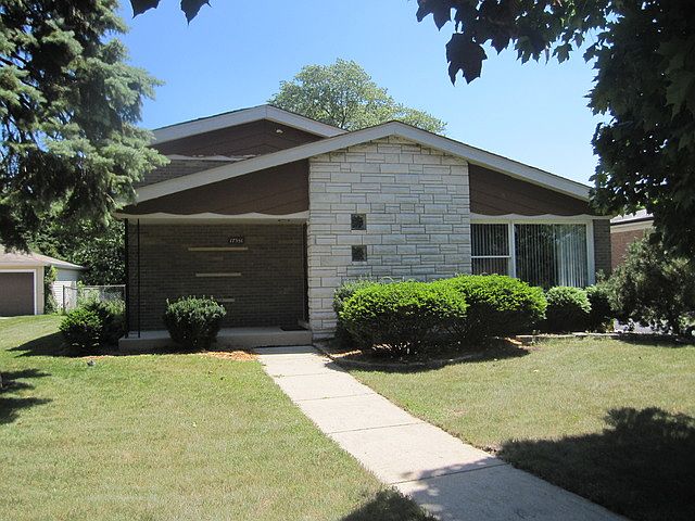 1st image of 17551 71st Ave