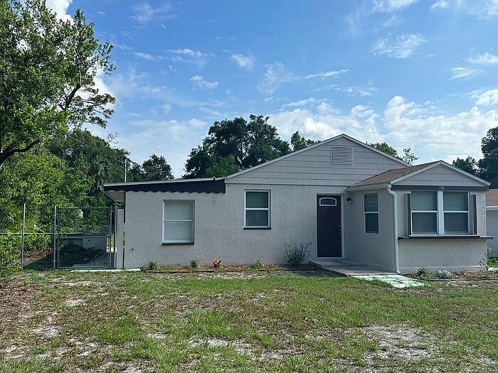 1st image of 241 Triplet Lake Dr