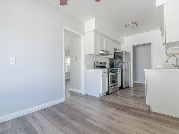 5th image of 1537 Centinela Ave #3