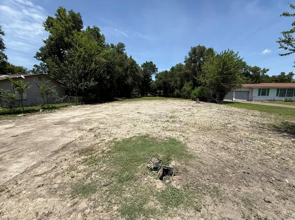 5021 Wilmington St, Houston, TX 77033