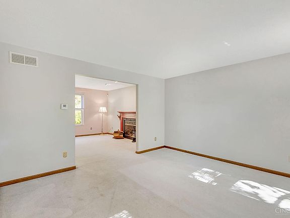 4th image of 3646 Rackacres Dr