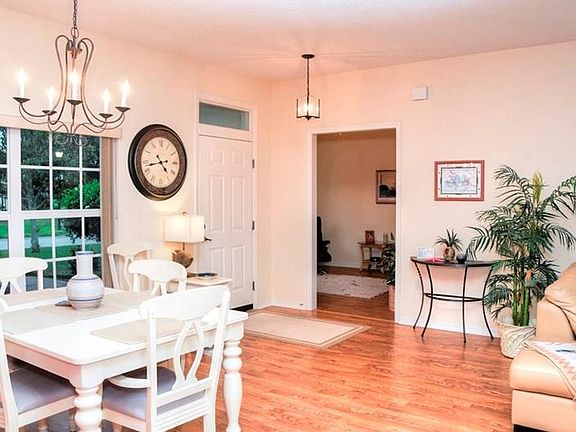 5th image of 4216 Berwick Dr