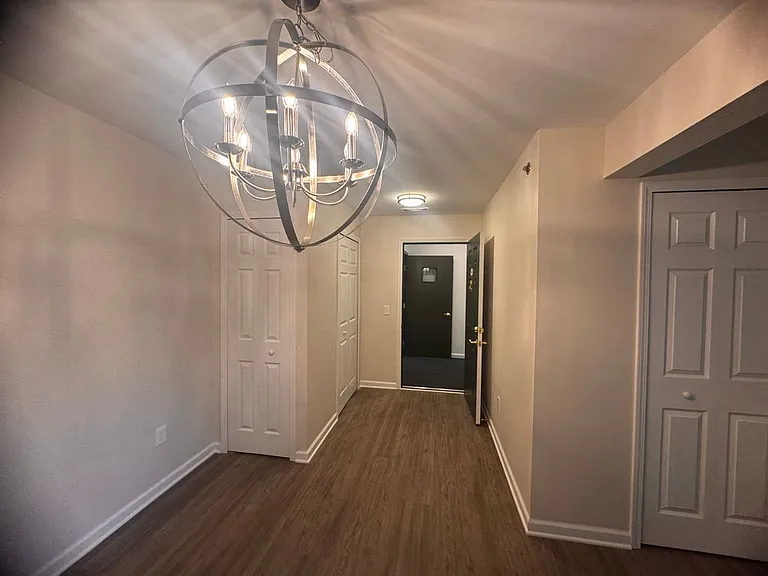 14208 Pinehurst Ln #14208 — Photo 10