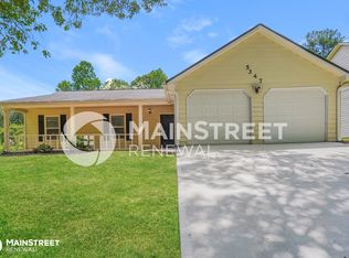 5347 Memorial Ln, Powder Springs, GA 30127