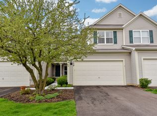 229 Grand Ridge Rd, Saint Charles, IL 60175