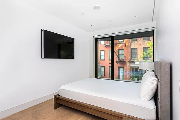 Rented by Compass | media 11