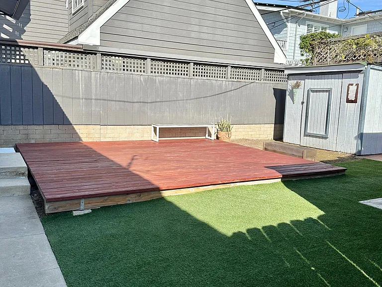 242 N Sierra Ave — Photo 22