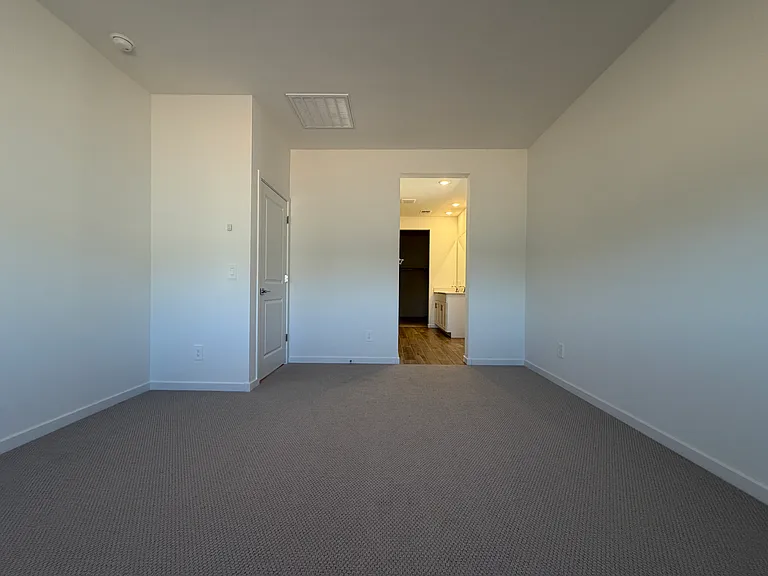 15887 W Cottontail Ln — Photo 25