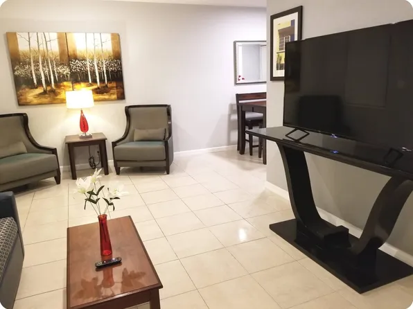 (undisclosed Address), Hollywood, FL 33020