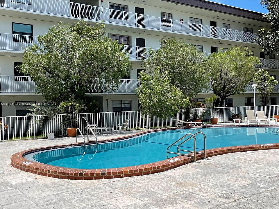 1st image of 500 NE 2nd St APT 421