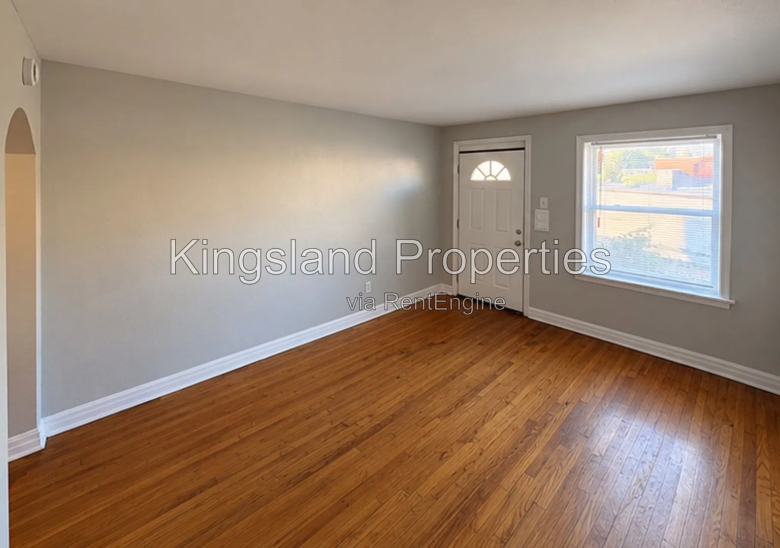 1 bed, 1.0 bath, 650 sqft, $900 — Photo 2