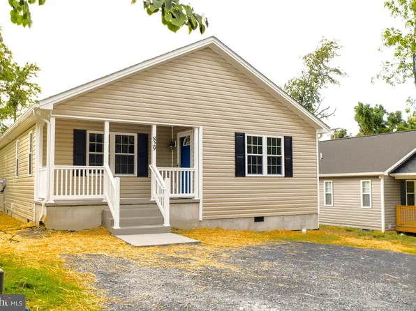 829 N Bayard Ave, Waynesboro, VA 22980