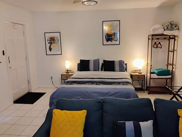 Front bed view