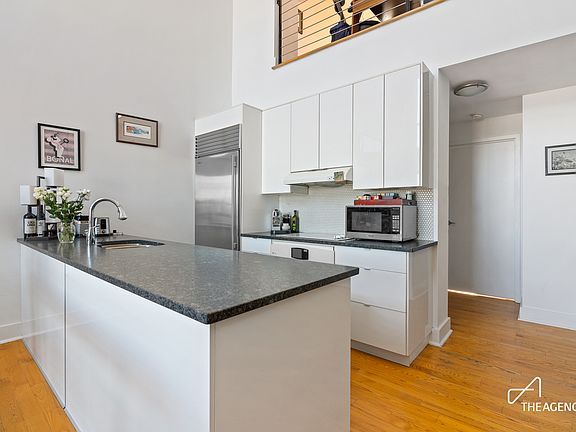 3rd image of 415 Leonard St APT 6I