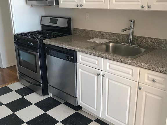 2nd image of 0 Monroe Blvd #4D