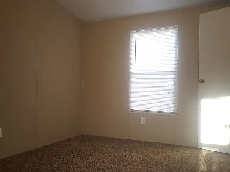 Sherwood Village — Photo 27