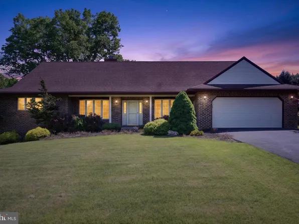 112 Bramblewood Ln, Lewisberry, PA 17339