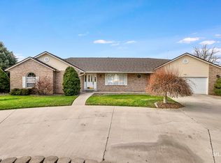 360 E Main St, Hagerman, ID 83332