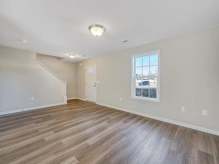 4606 Spring Willow Ln NW — Photo 2