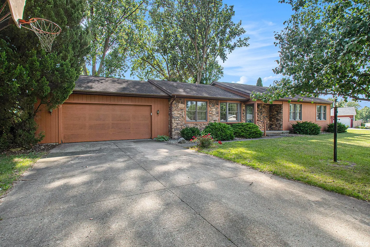 3967 E Lakeview Trl photo 1