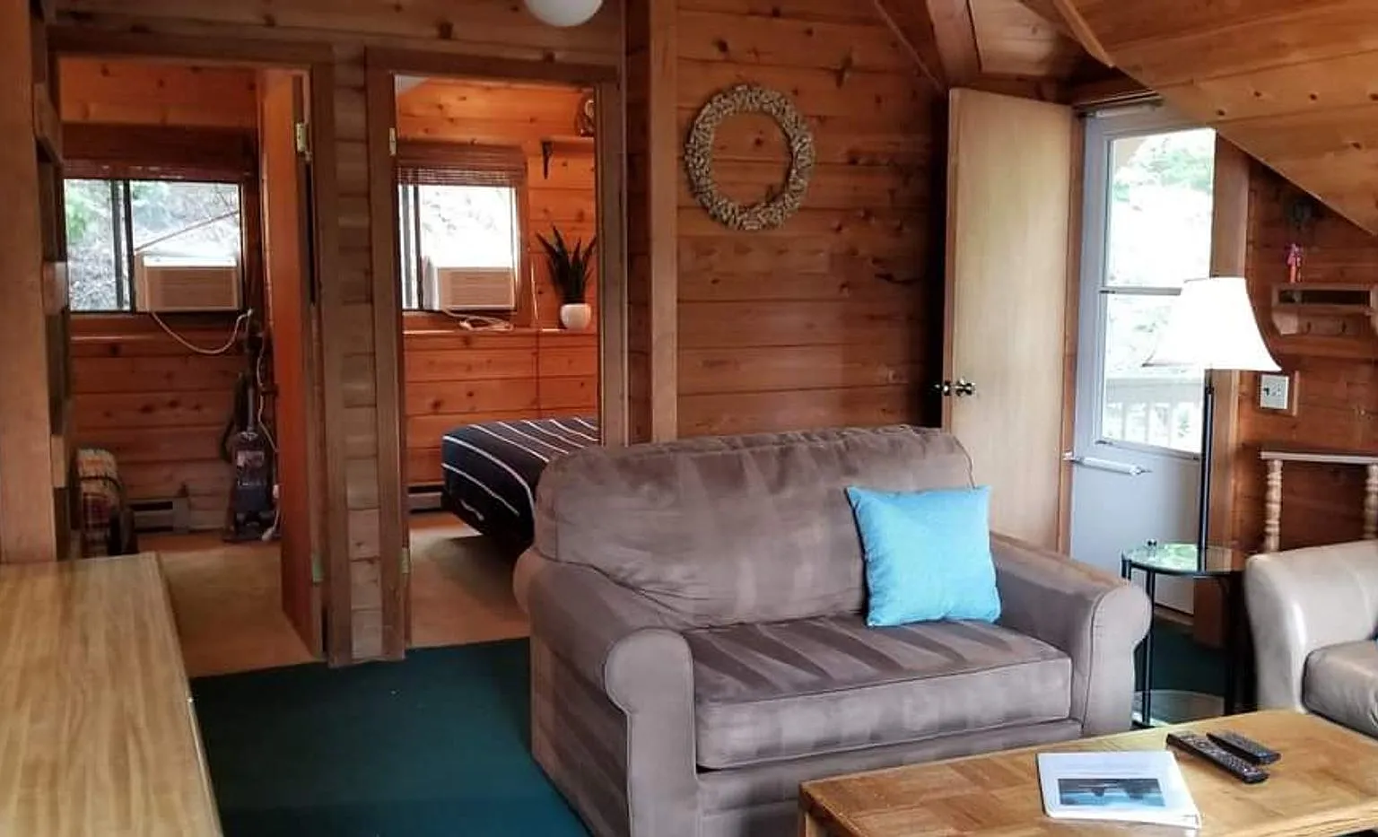 Furnished 2 bedroom with lake access-Avail Mid Sept. — Photo 4