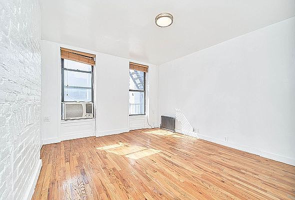 1st image of 621 W 51st St APT 3W