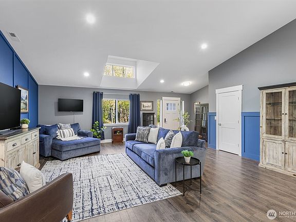 2nd image of 37110 Bay Street NE