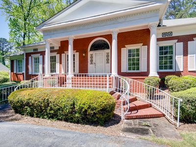 3970 Beechwood Dr NW, Atlanta, GA, 30327