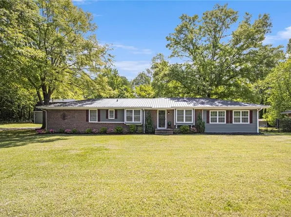 4715 Howard Dr, Powder Springs, GA 30127