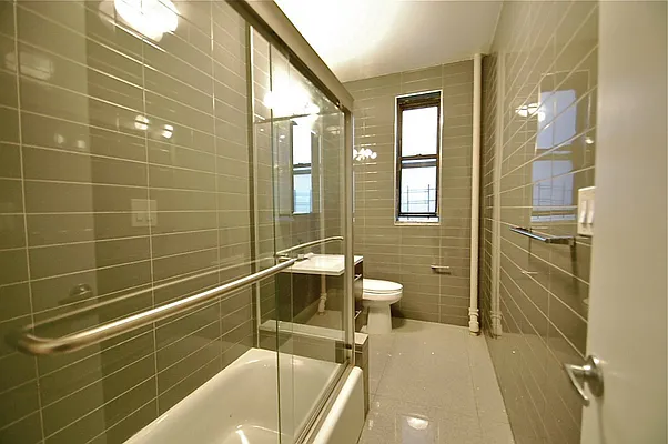 Rented by Uptown Flats LLC | media 13