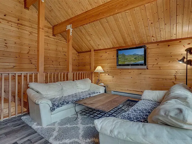 6650 McKinney Creek Rd — Photo 3