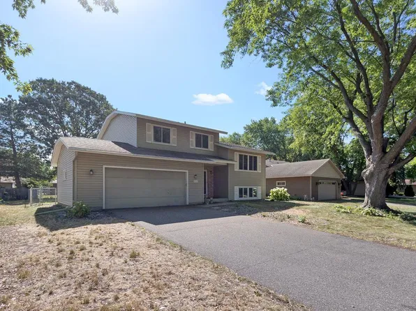 8232 Morgan Ave N, Brooklyn Park, MN 55444