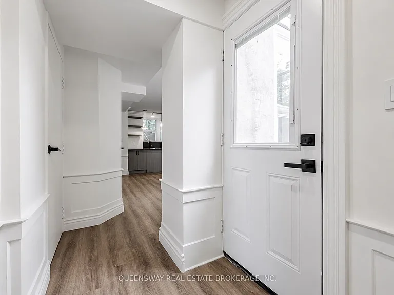 678 Willard Ave — Photo 2