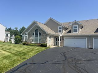 993 Governors Cir, Lancaster, OH 43130