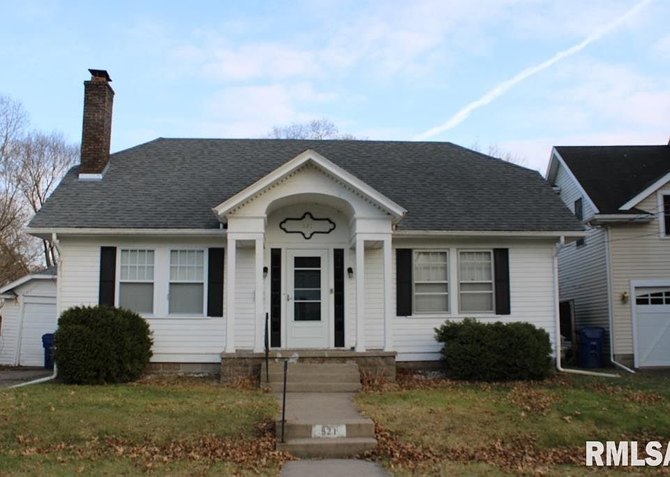 321 Forest Rd, Davenport, IA 52803 Zillow