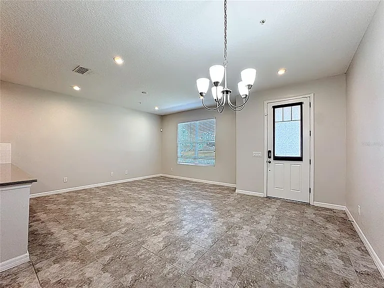 10141 Greenstone Ridge St — Photo 7