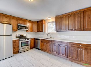 6714 Hibiscus Dr, Lemon Grove, CA 91945